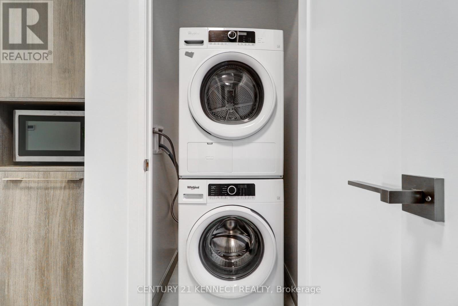 721 - 38 Water Walk Drive, Markham, Ontario L3R 6M8 - Photo 22 - N12838178