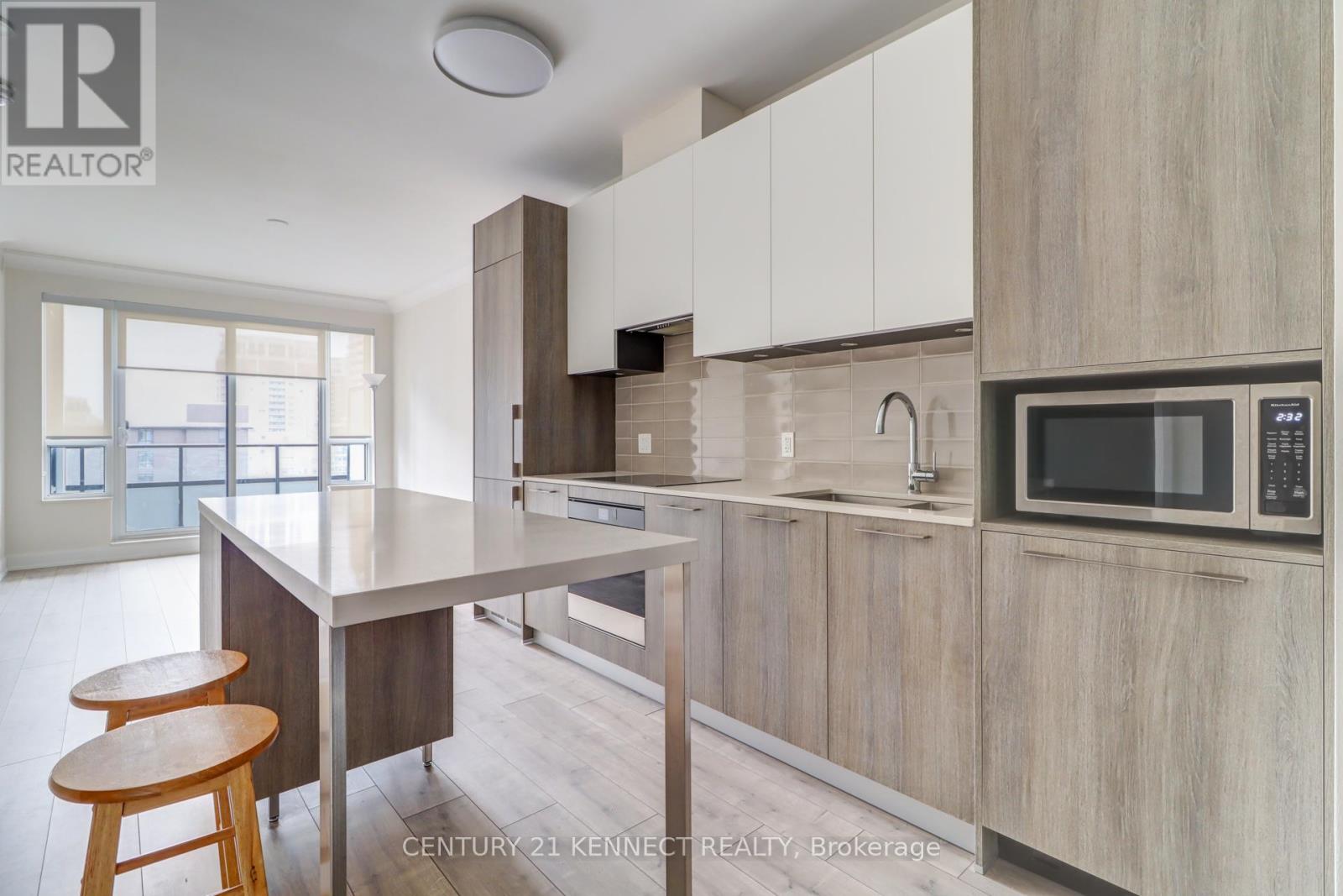 721 - 38 Water Walk Drive, Markham, Ontario L3R 6M8 - Photo 5 - N12838178