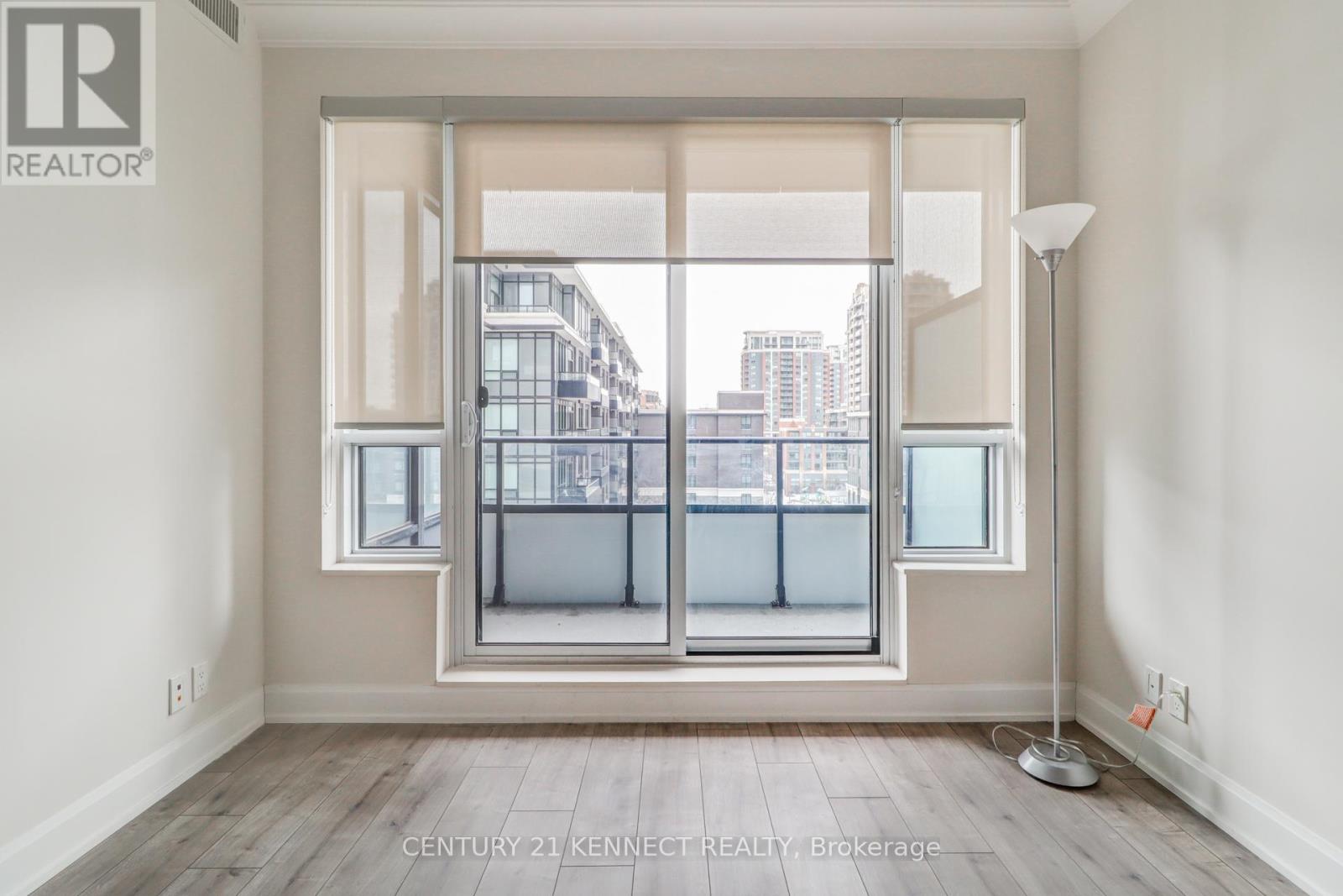 721 - 38 Water Walk Drive, Markham, Ontario L3R 6M8 - Photo 9 - N12838178