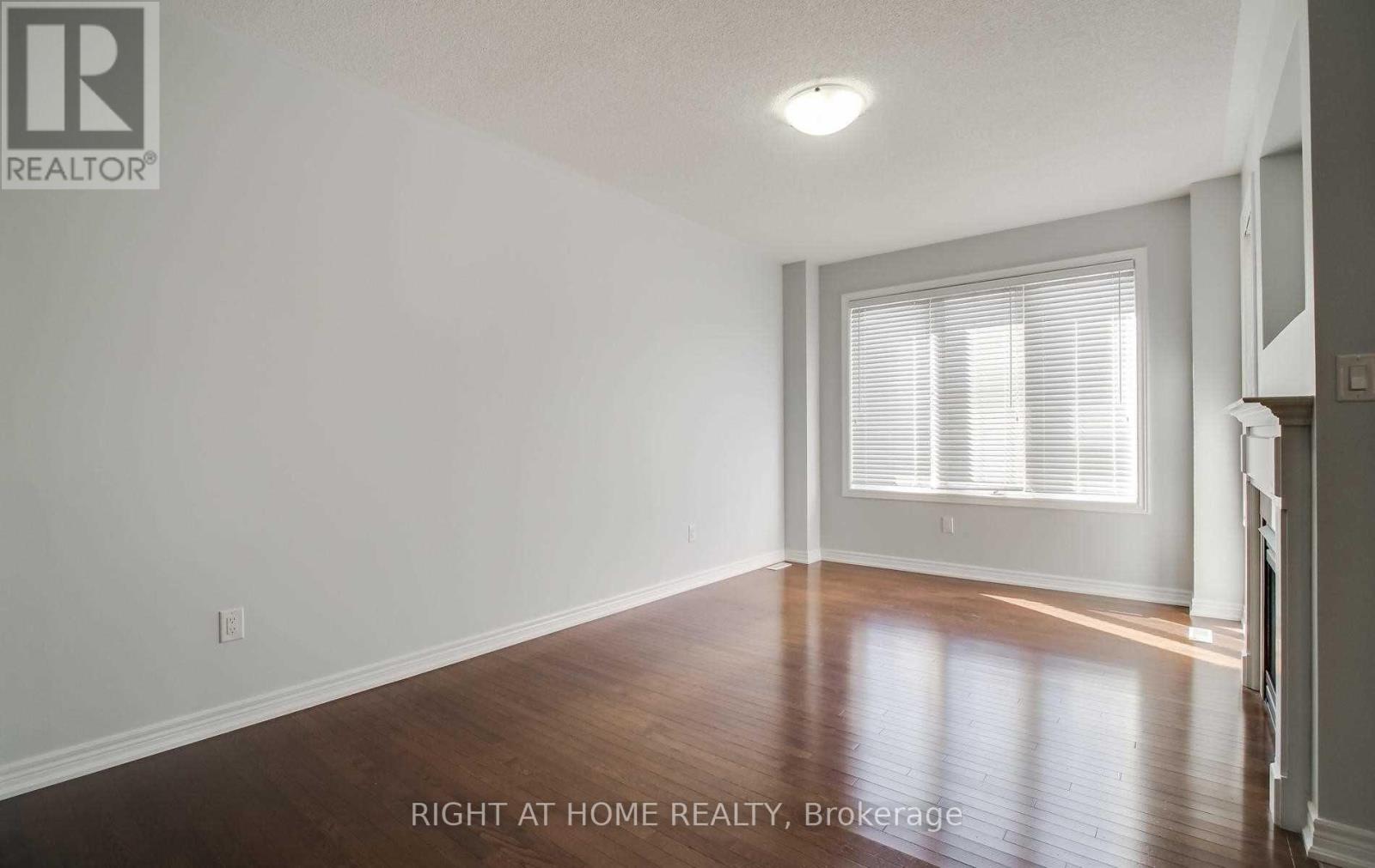 29 Cinemark Avenue, Markham (Cornell), Ontario  L6B 0W1 - Photo 6 - N12838274