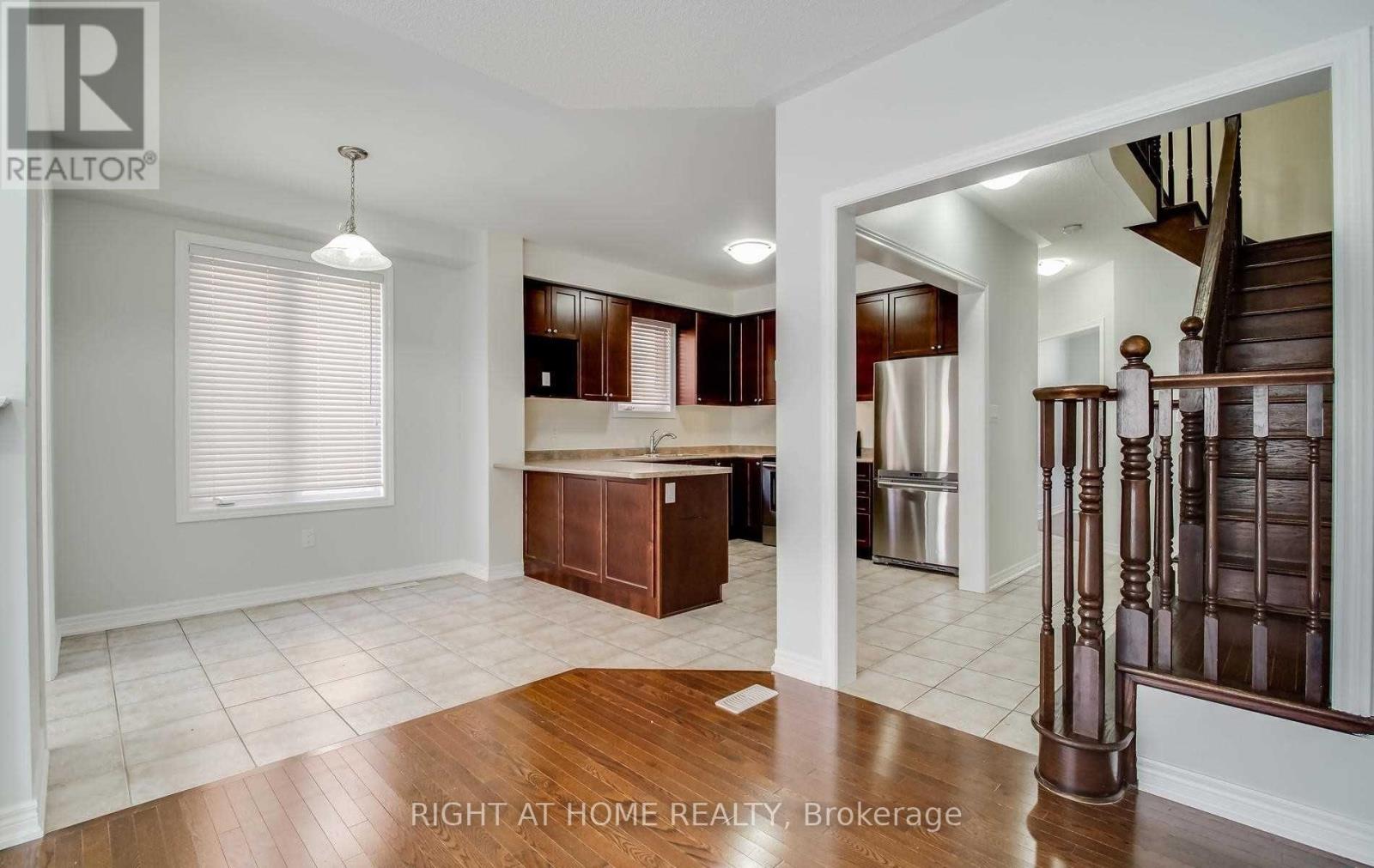 29 Cinemark Avenue, Markham (Cornell), Ontario  L6B 0W1 - Photo 9 - N12838274