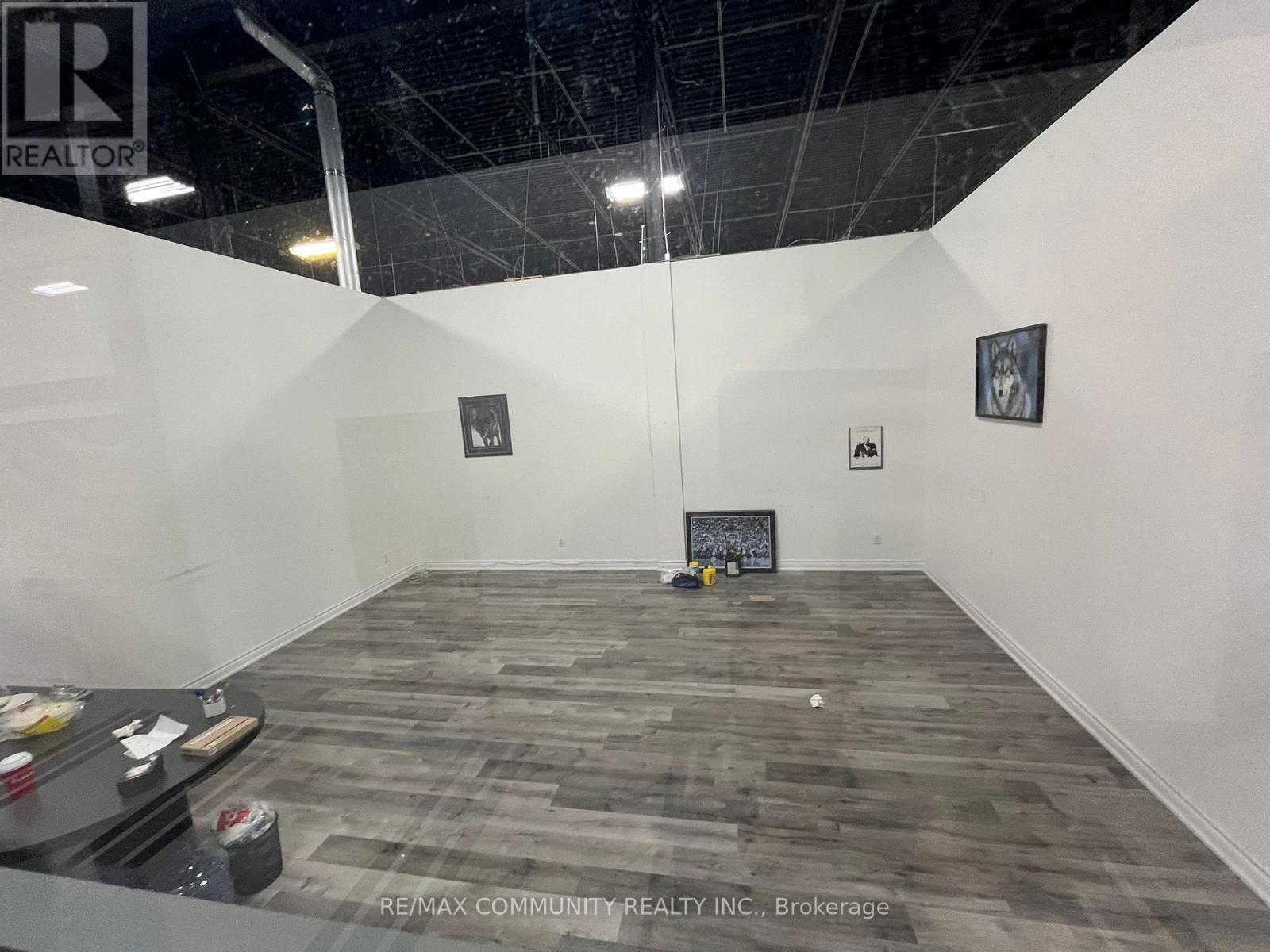 379 - 7250 Keele Street, Vaughan, Ontario  L4K 1Z8 - Photo 2 - N12838304