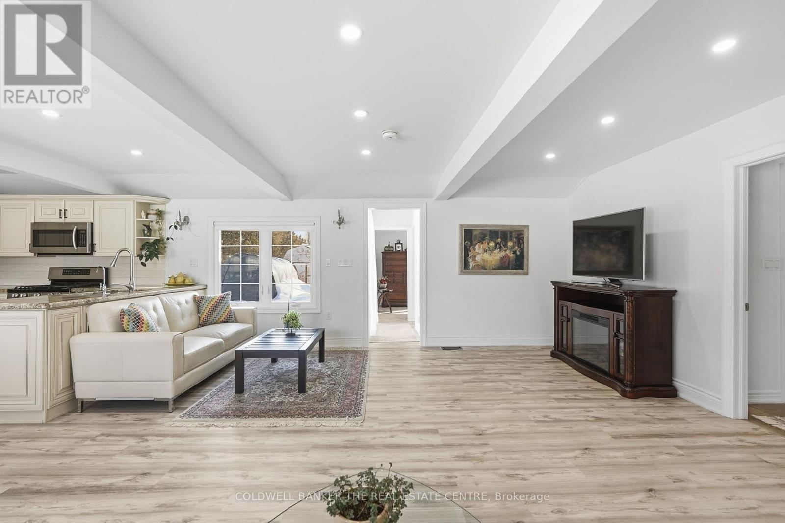 1127 Shore Acres Drive, Innisfil, Ontario  L0L 1R0 - Photo 25 - N12838316