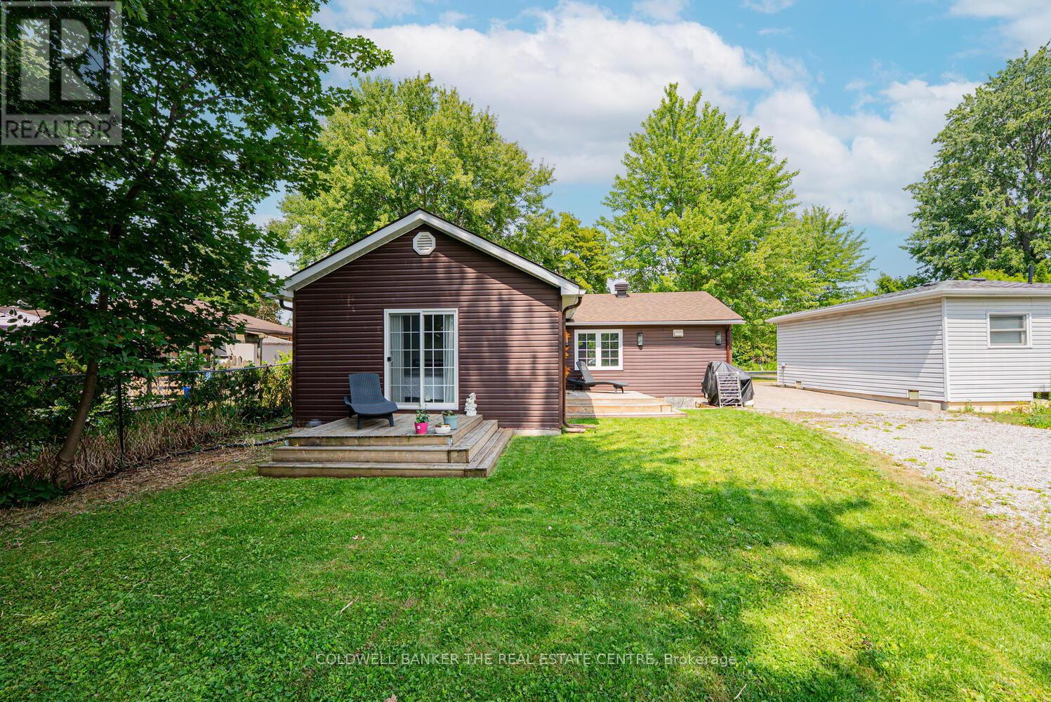 1127 Shore Acres Drive, Innisfil, Ontario  L0L 1R0 - Photo 34 - N12838316