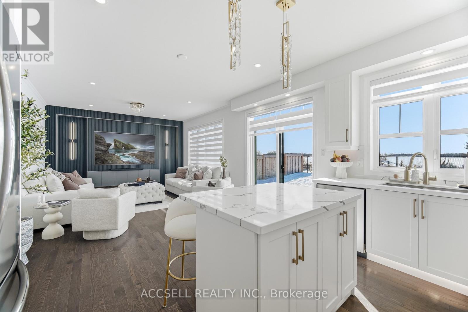 154 Strachan Trail, New Tecumseth, Ontario  L0G 1A0 - Photo 16 - N12838354