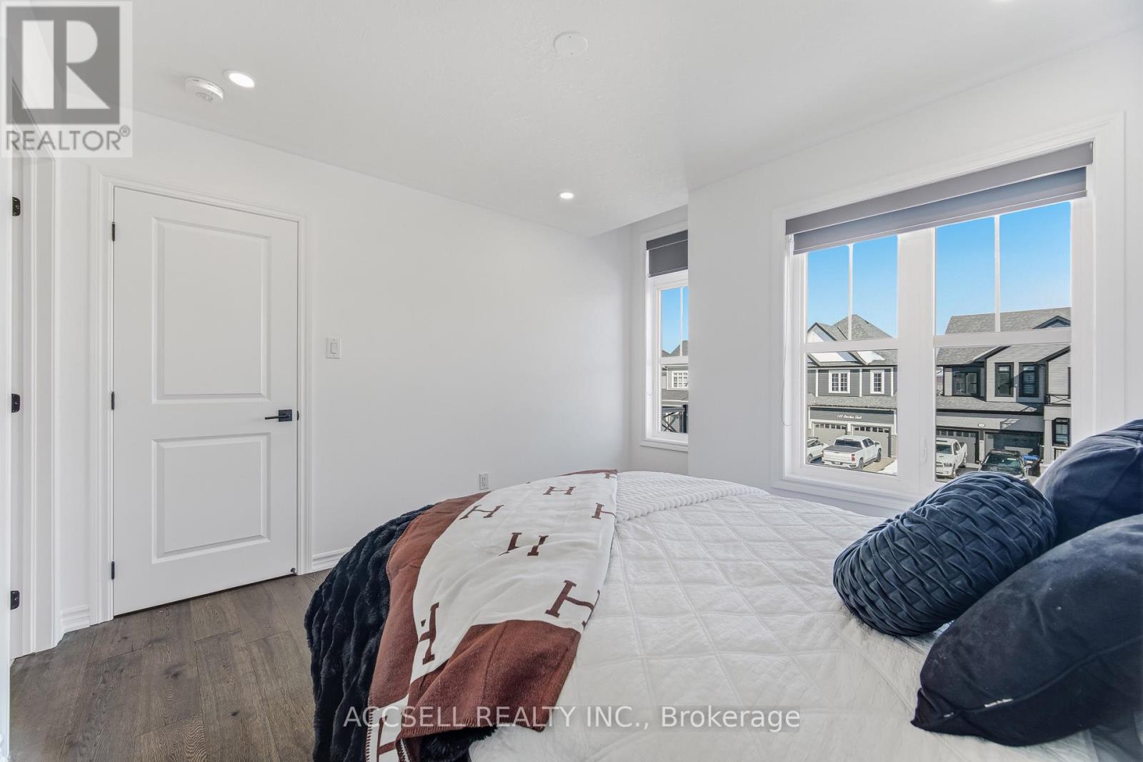 154 Strachan Trail, New Tecumseth, Ontario  L0G 1A0 - Photo 35 - N12838354