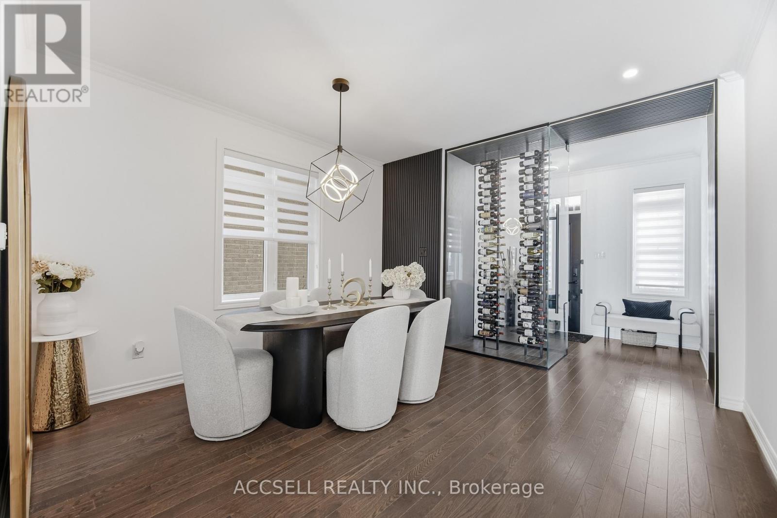 154 Strachan Trail, New Tecumseth, Ontario  L0G 1A0 - Photo 9 - N12838354