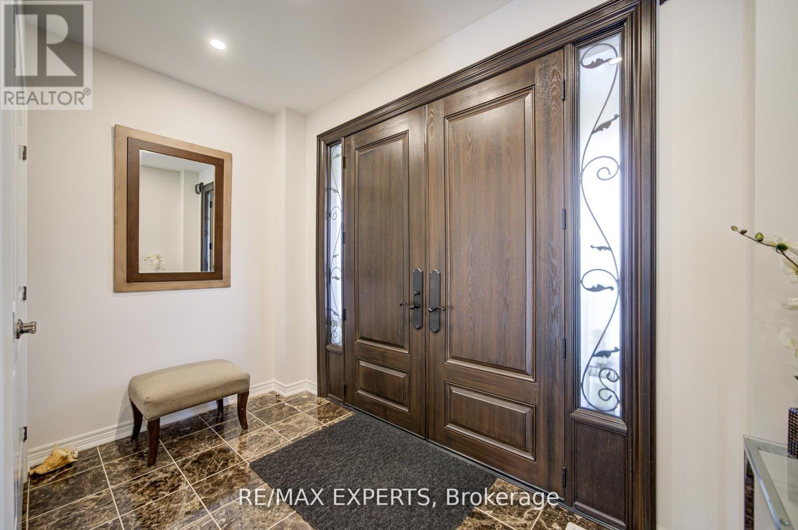 277 Chatfield Drive S, Vaughan, Ontario  L4H 3R8 - Photo 9 - N12838394