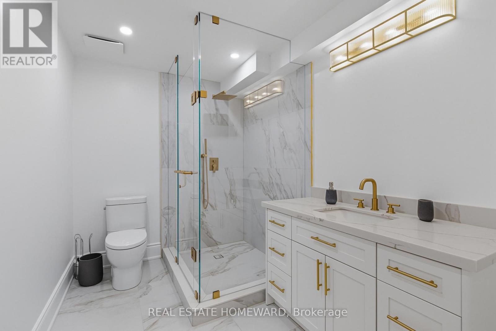 11 Loon Harbour Way, Markham, Ontario  L6E 1B4 - Photo 31 - N12838416