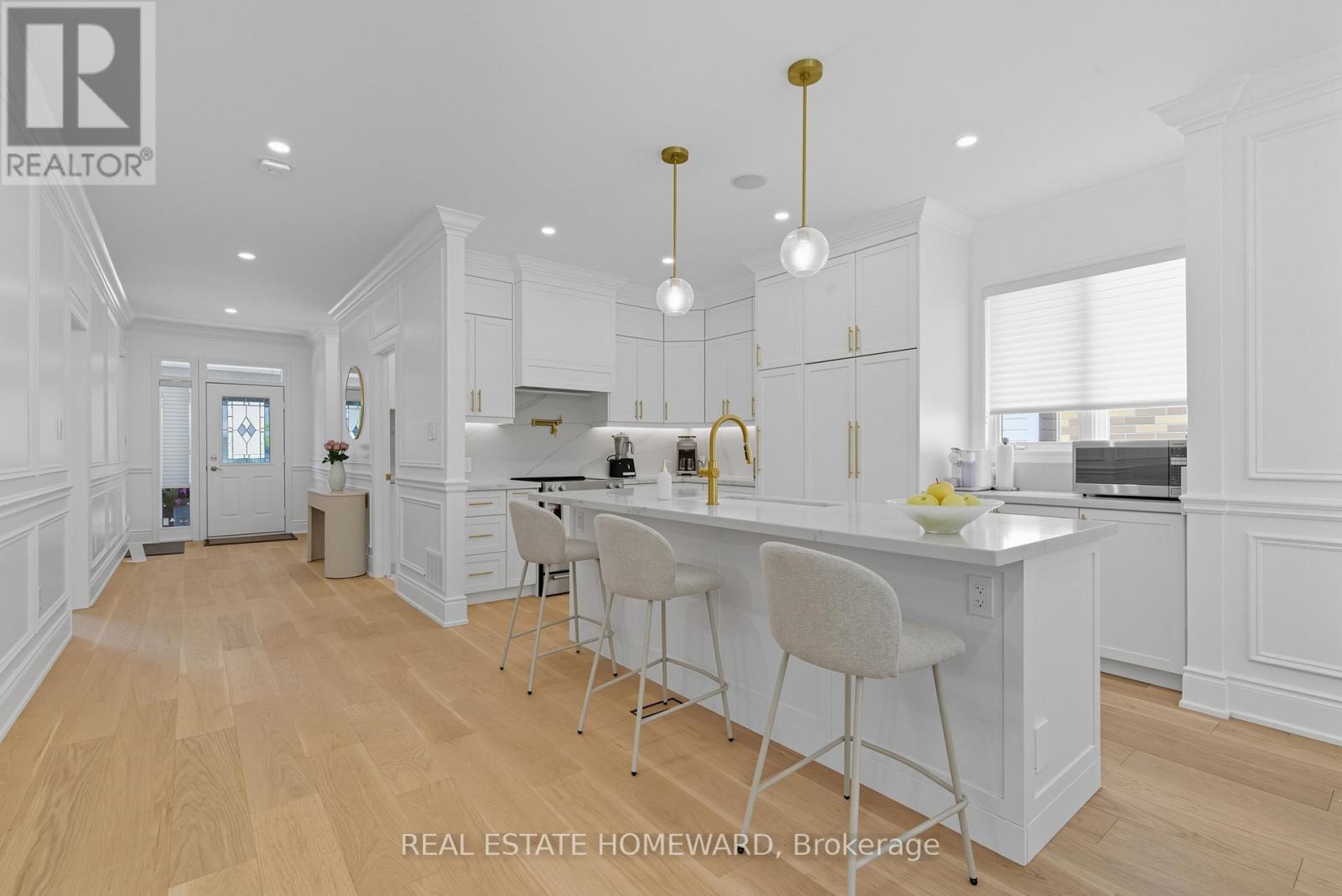 11 Loon Harbour Way, Markham, Ontario  L6E 1B4 - Photo 8 - N12838416