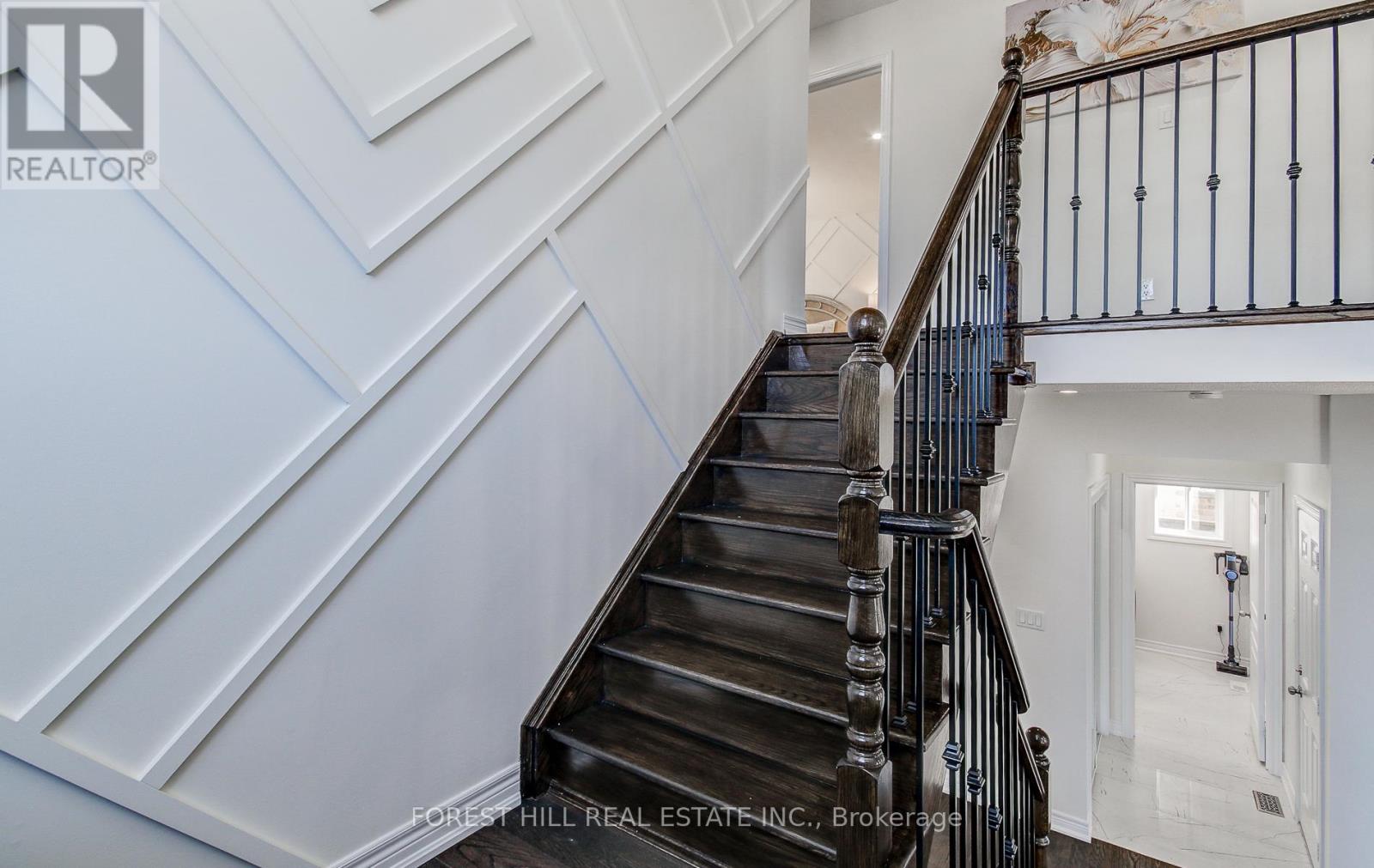 2 Bamburg Street, Georgina, Ontario  L0E 1R0 - Photo 20 - N12838418