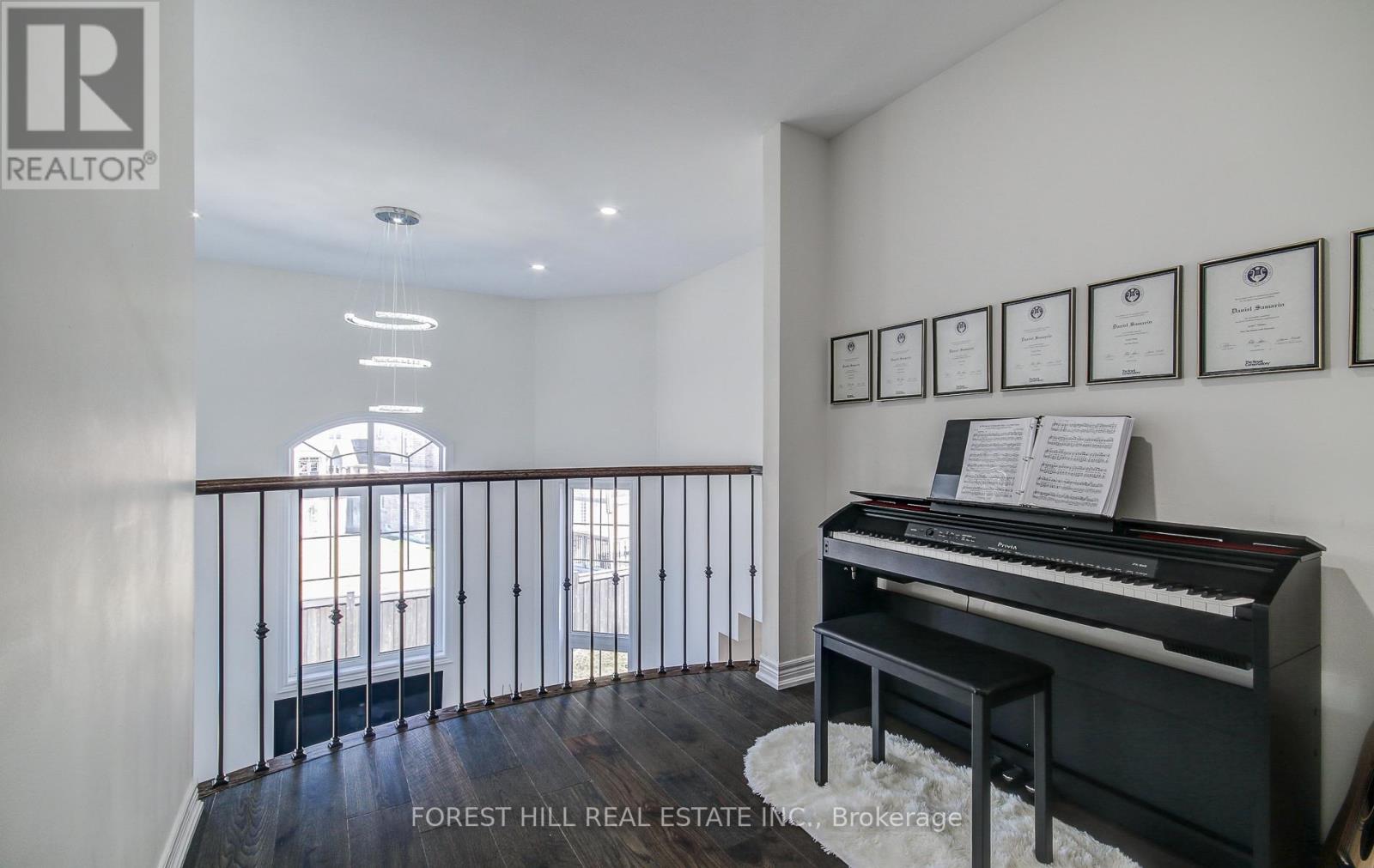 2 Bamburg Street, Georgina, Ontario  L0E 1R0 - Photo 30 - N12838418