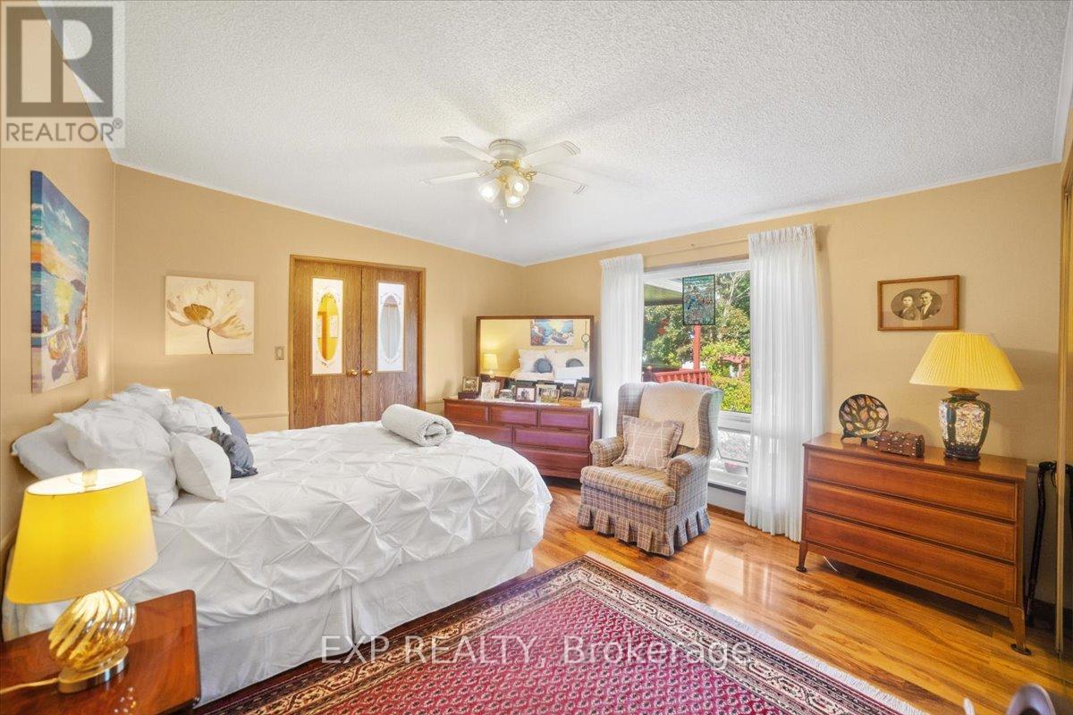 36 Juno Crescent, Georgina, Ontario  L0E 1R0 - Photo 20 - N12838440