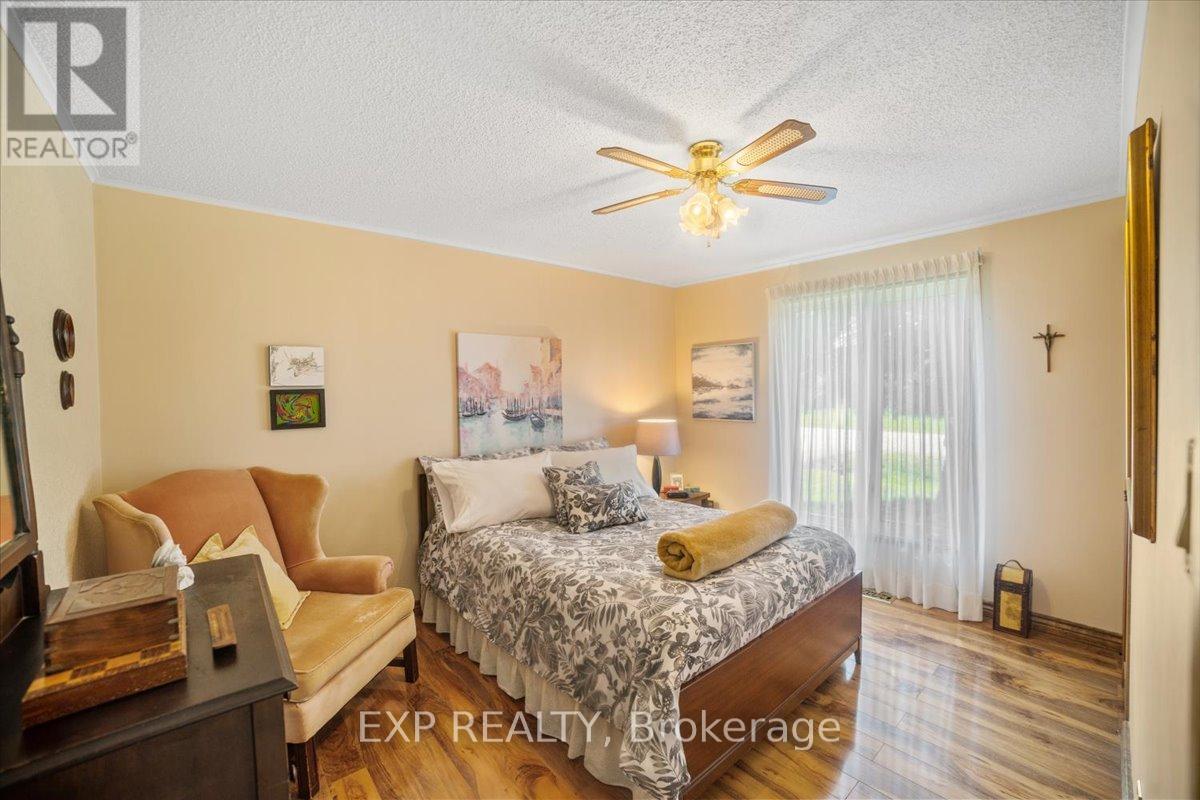 36 Juno Crescent, Georgina, Ontario  L0E 1R0 - Photo 23 - N12838440