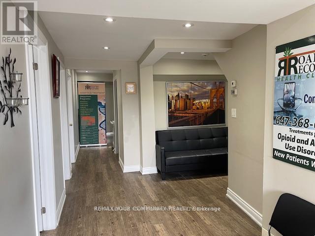 C - 13 John Street W, Bradford West Gwillimbury (Bradford), Ontario  L4N 2J9 - Photo 5 - N12838454