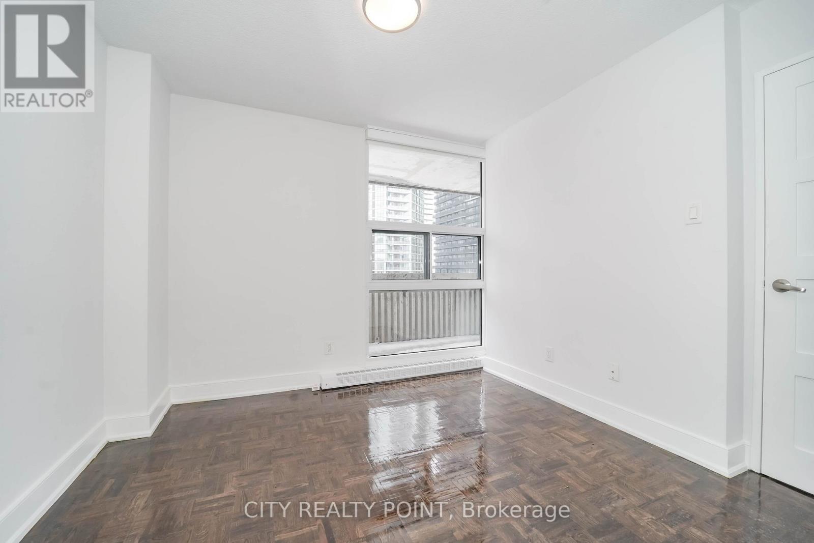2412 - 33 Isabella Street, Toronto, Ontario  M4Y 2P7 - Photo 6 - C12743564