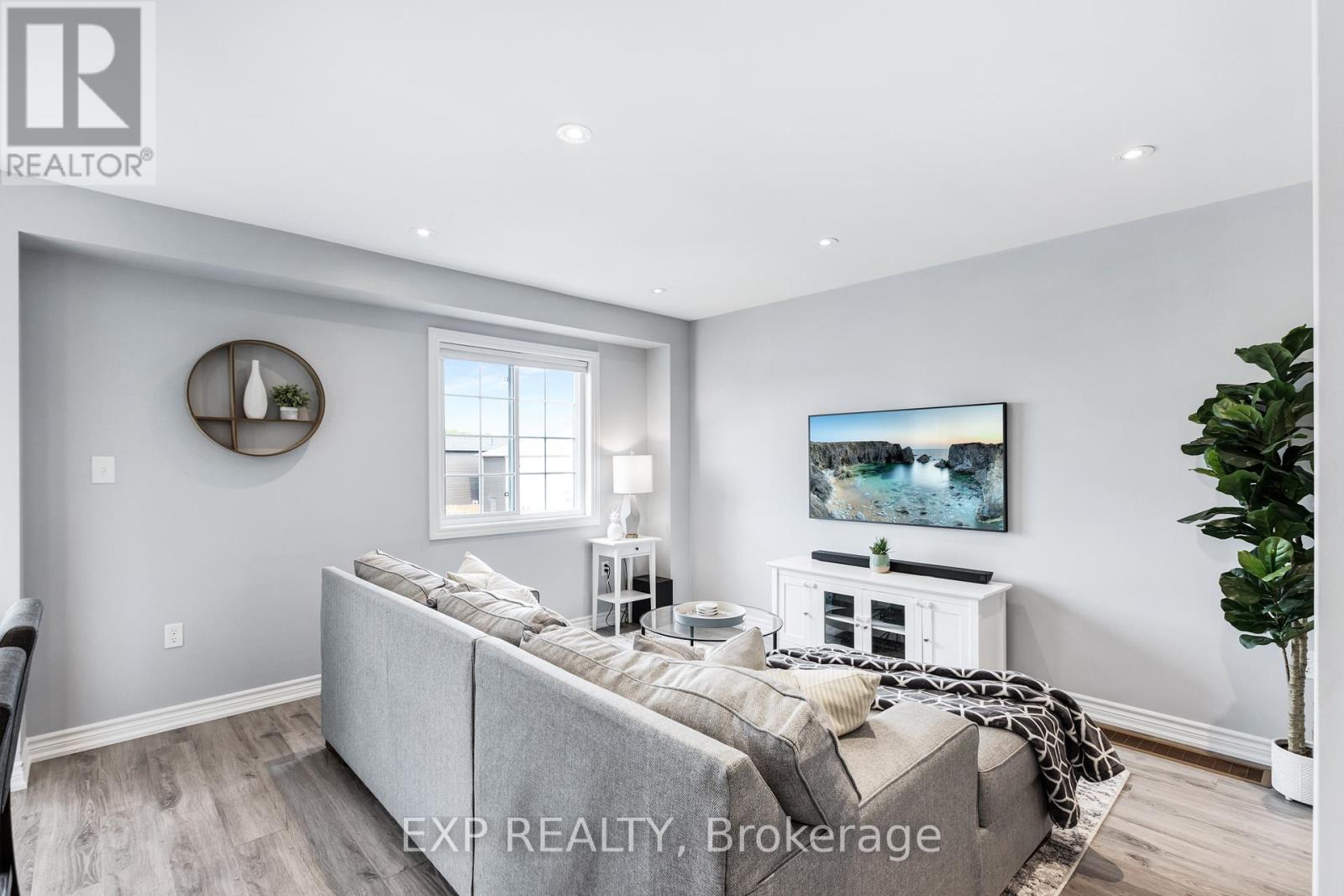 11 Kodiak Terrace, Barrie, Ontario  L9J 0J4 - Photo 14 - S12838452