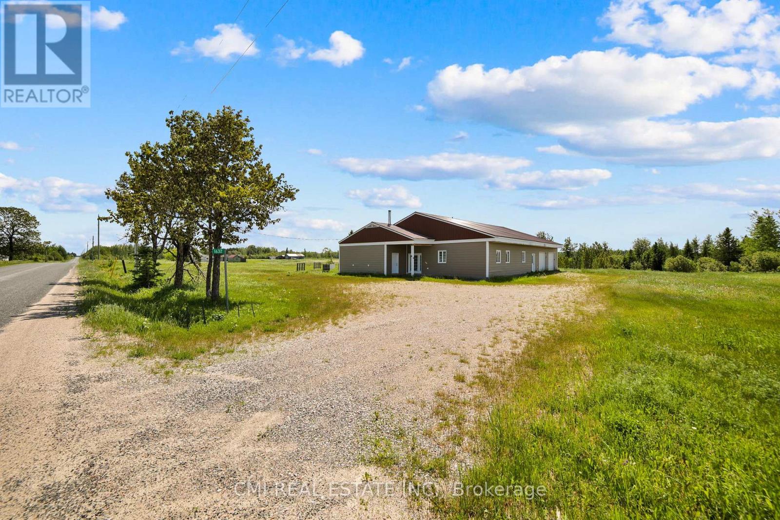 1632 CONC 2 & 3 ROAD, Cochrane, Ontario