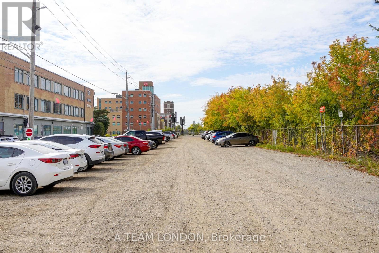 300 Wellington Street, London East, Ontario  N6B 2L5 - Photo 27 - X11889793