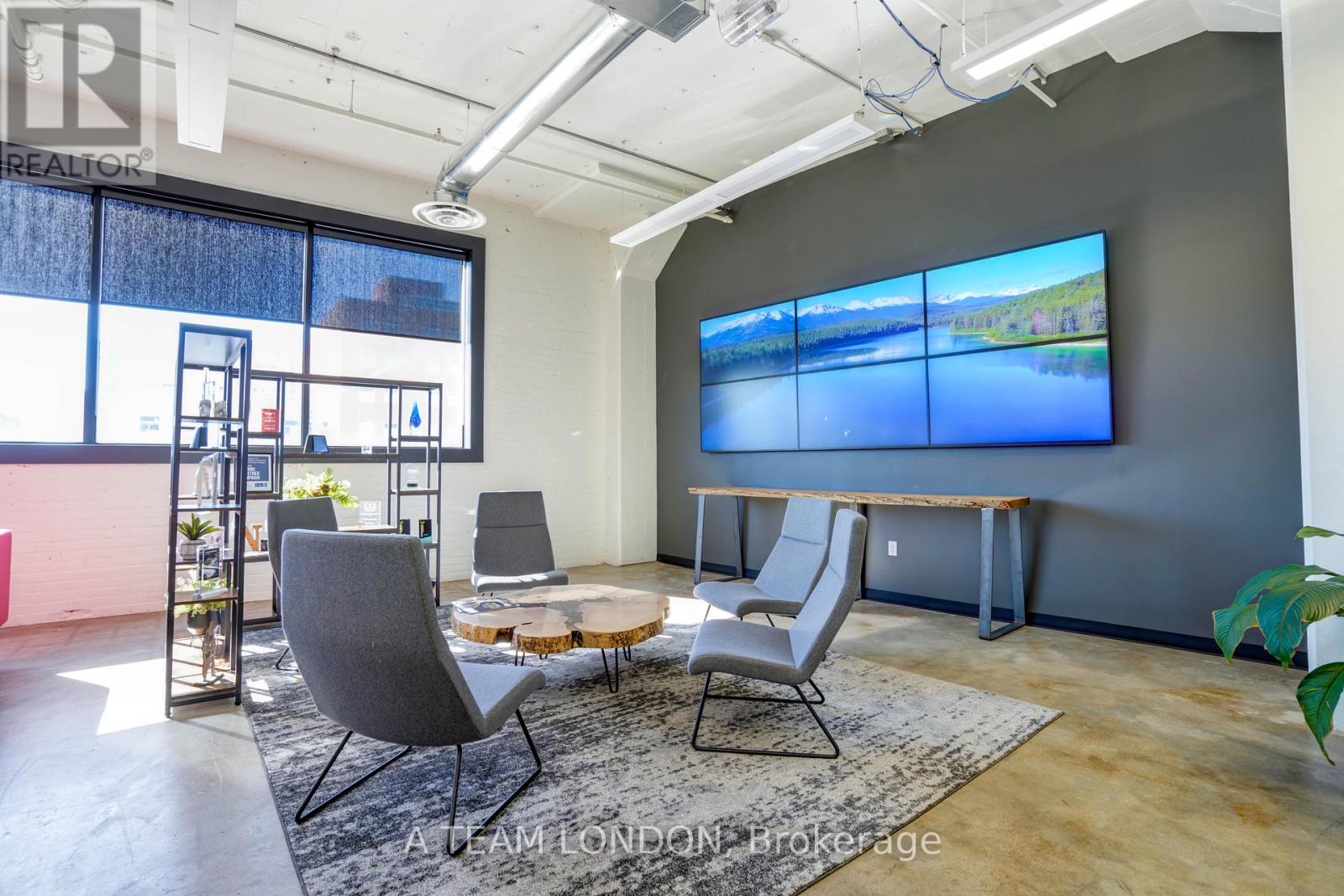 300 Wellington Street, London East, Ontario  N6B 2L5 - Photo 5 - X11889793