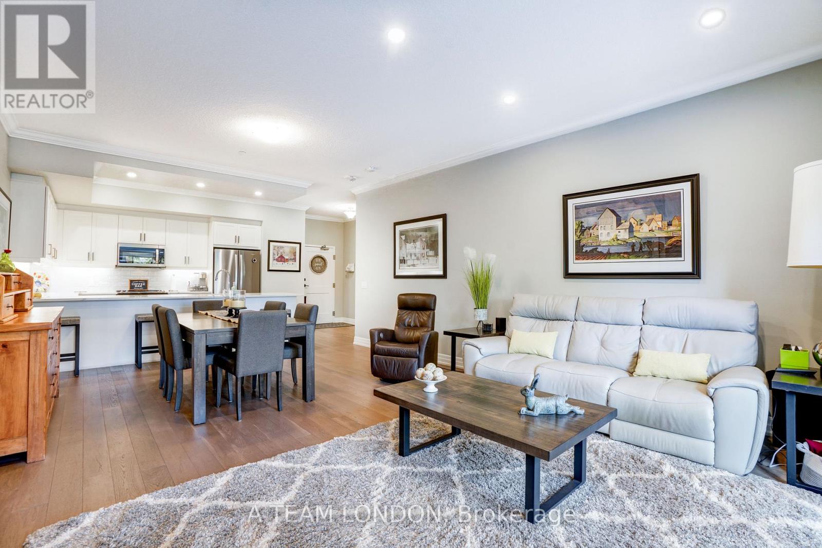 Photo 15 of 43 for 102 - 460 Callaway Road