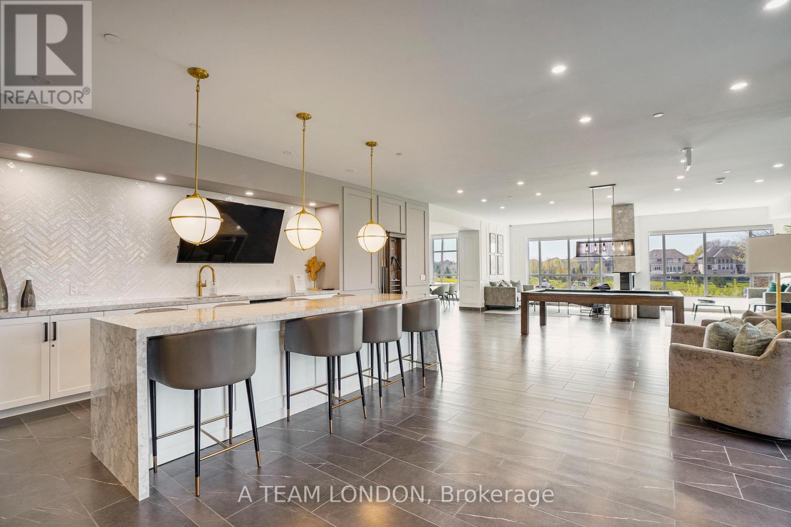 Photo 34 of 43 for 102 - 460 Callaway Road