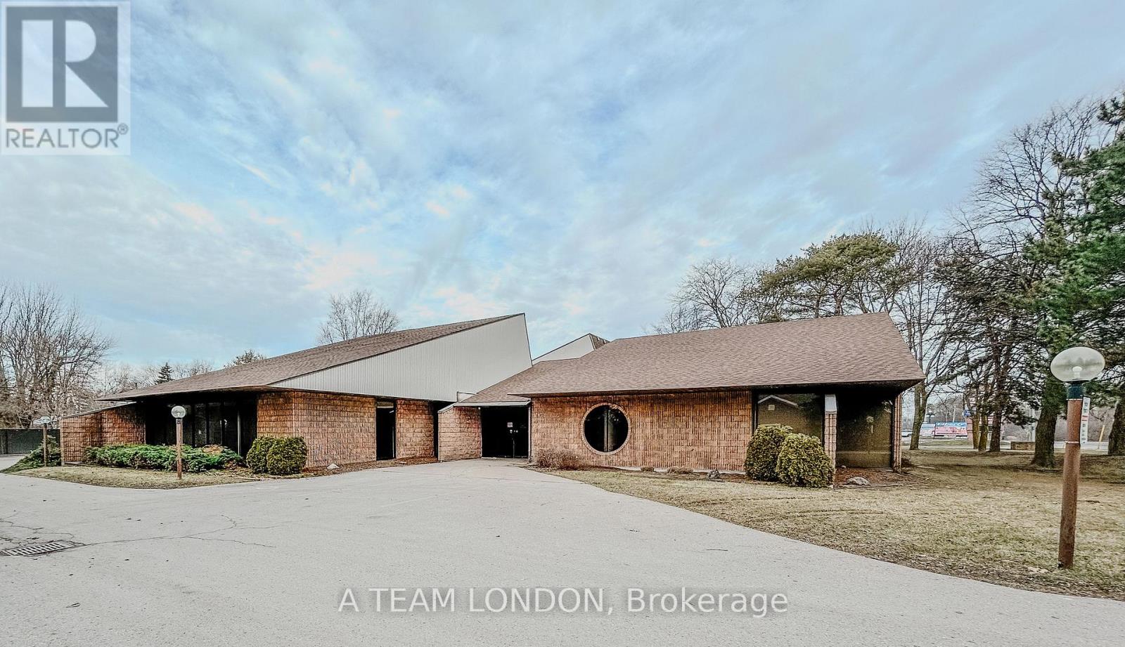 C - 743 WELLINGTON ROAD, London South, Ontario