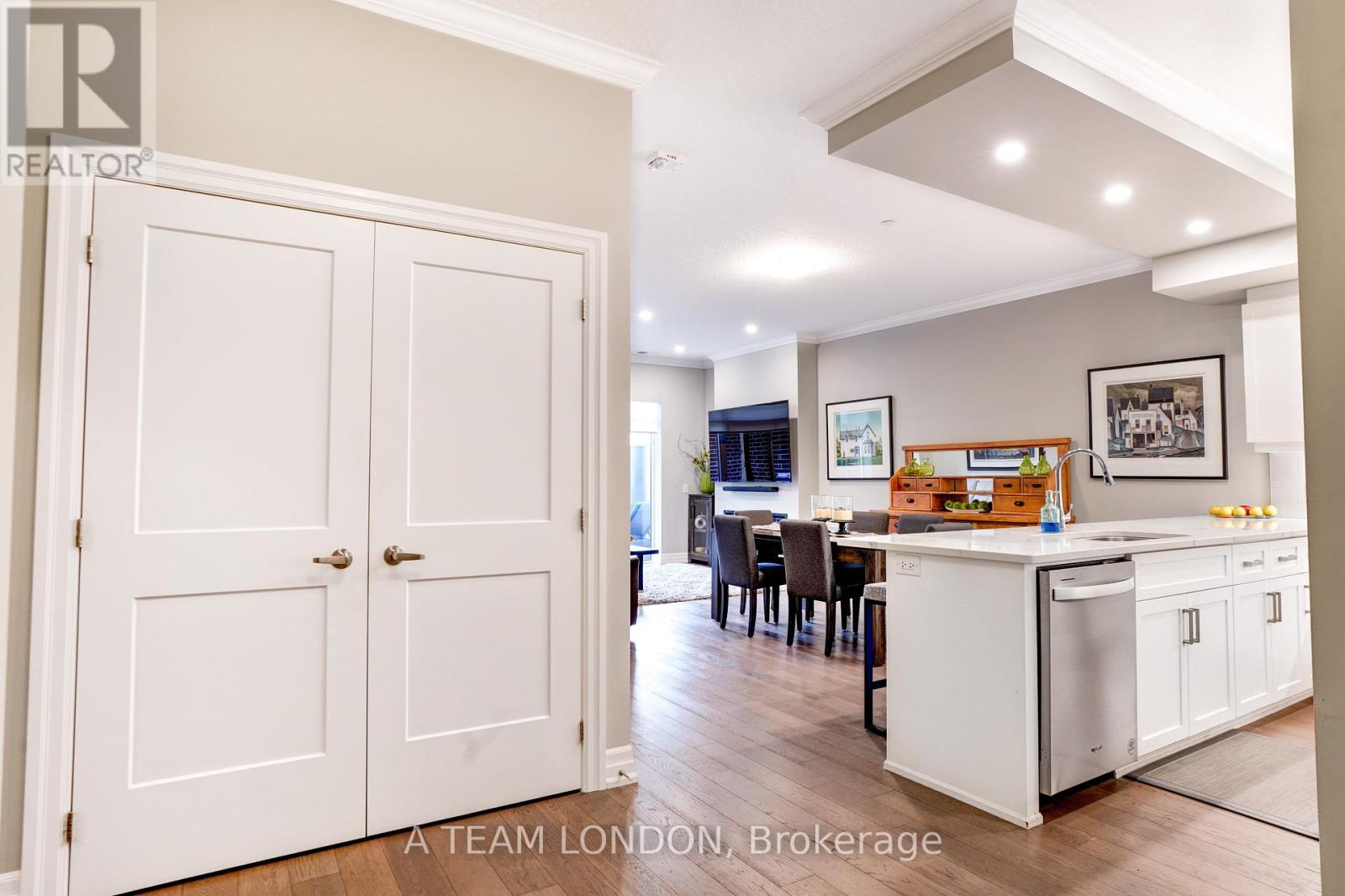 102 - 460 Callaway Road, London North, Ontario  N6G 0M3 - Photo 6 - X12467547