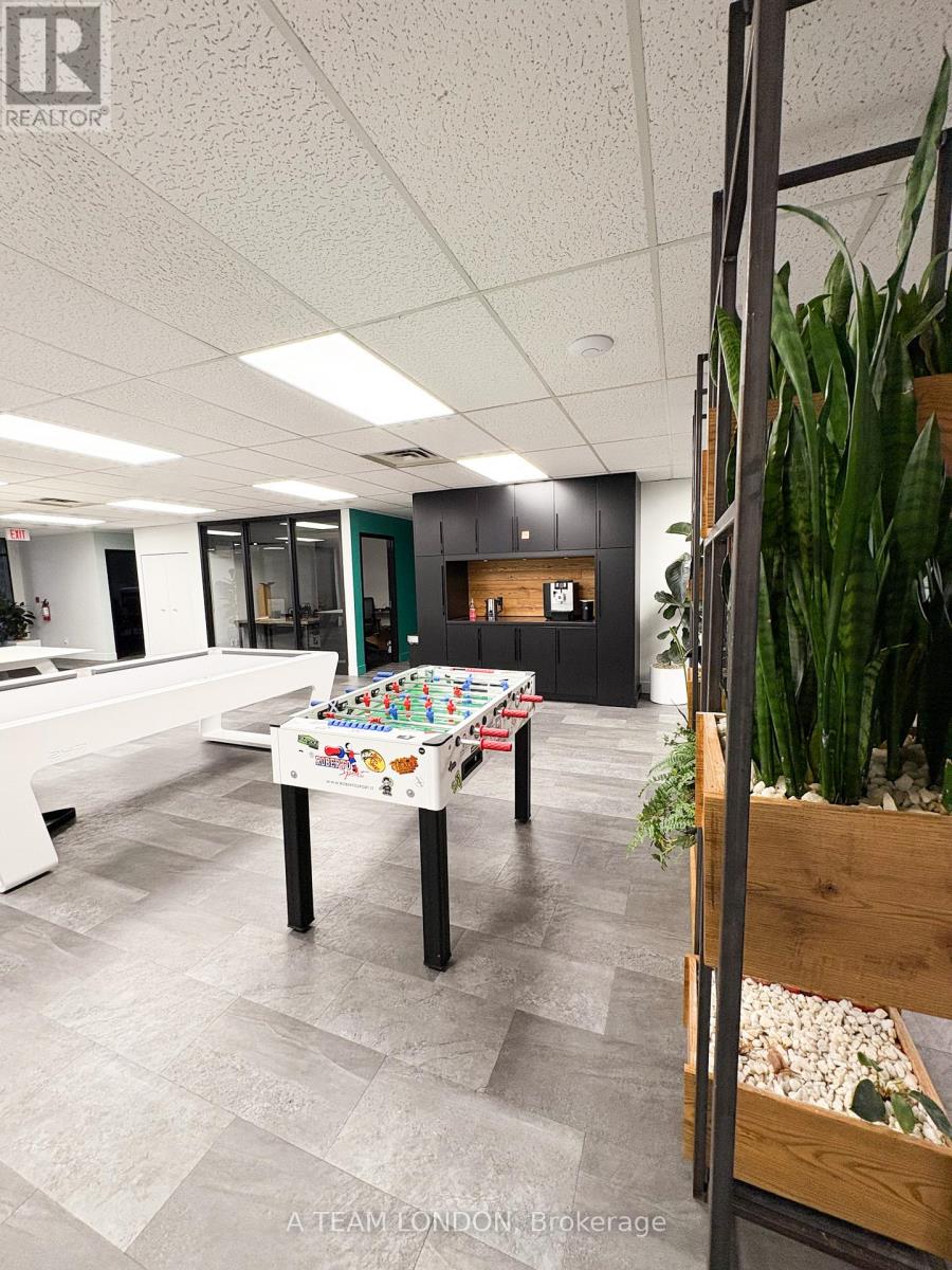 1540 North Routledge Park, London North, Ontario  N6H 5L6 - Photo 14 - X12518690