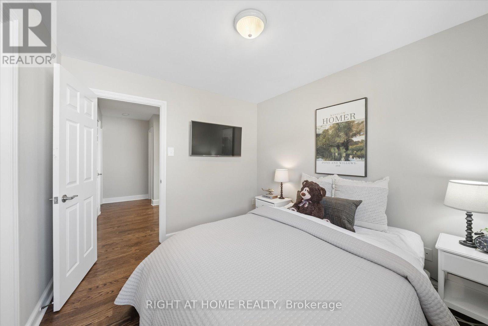 7 Banbury Court, Aurora, Ontario  L4G 3M8 - Photo 21 - N12837960