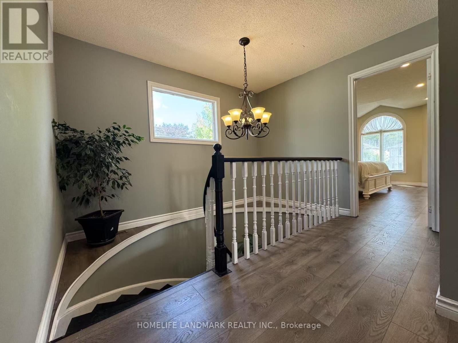 492 Traviss Drive, Newmarket, Ontario  L3Y 7K5 - Photo 12 - N12838208