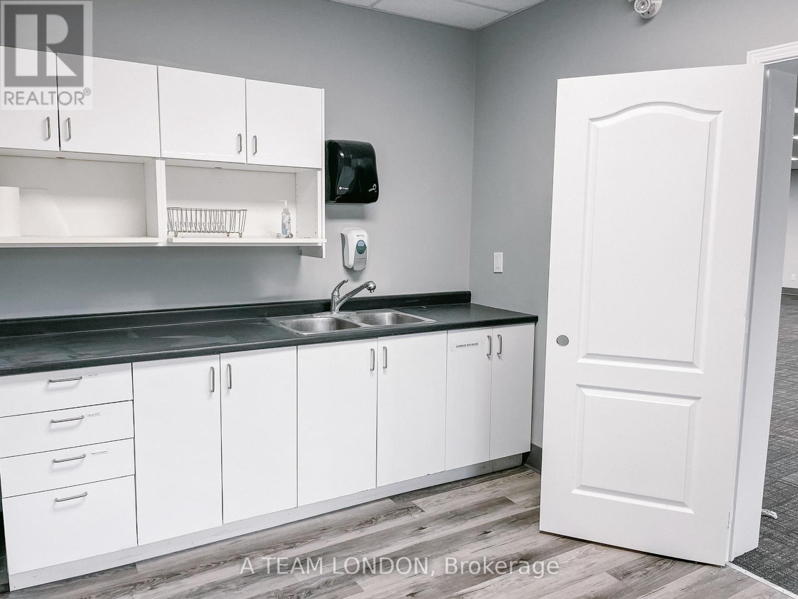 340 Saskatoon Street, London East, Ontario  N5W 4R3 - Photo 31 - X8269084