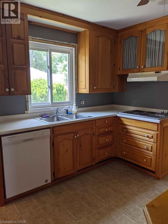 3251 St Paul Avenue, Niagara Falls, Ontario  L2J 2M2 - Photo 7 - 40809047