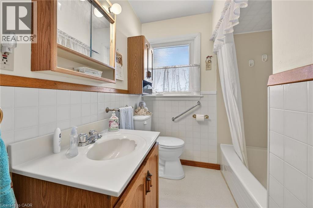 113 Glancaster Road, Ancaster, Ontario  L9G 3K9 - Photo 23 - 40808432