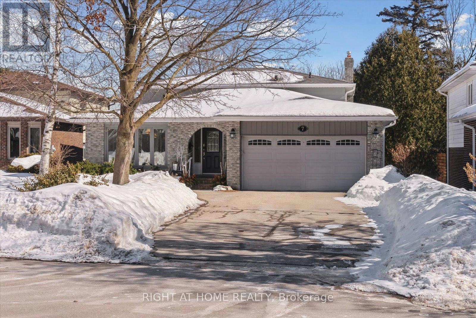7 Banbury Court, Aurora, Ontario  L4G 3M8 - Photo 38 - N12837960