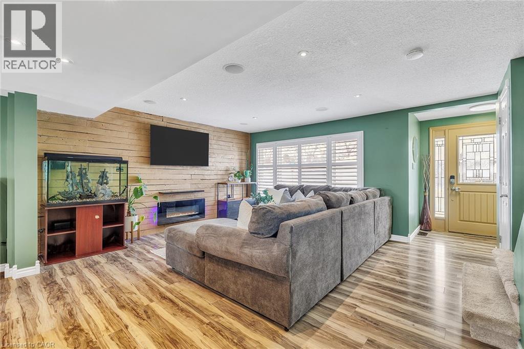 208 Linden Drive, Cambridge, Ontario  N3H 4Y2 - Photo 3 - 40807625