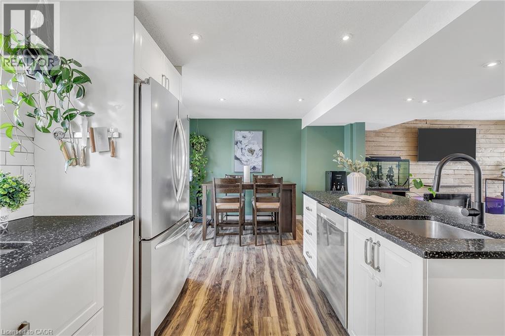 208 Linden Drive, Cambridge, Ontario  N3H 4Y2 - Photo 9 - 40807625