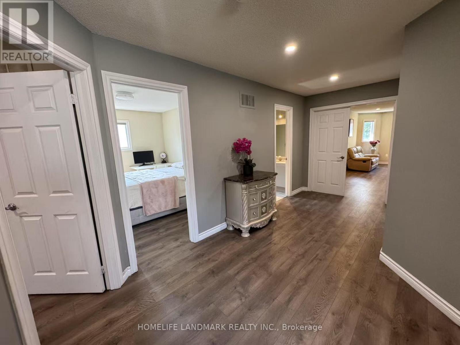 492 Traviss Drive, Newmarket, Ontario  L3Y 7K5 - Photo 17 - N12838208