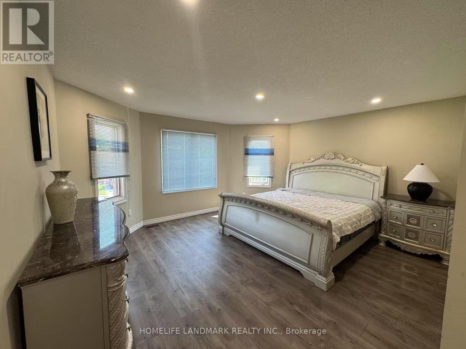 492 Traviss Drive, Newmarket, Ontario  L3Y 7K5 - Photo 20 - N12838208