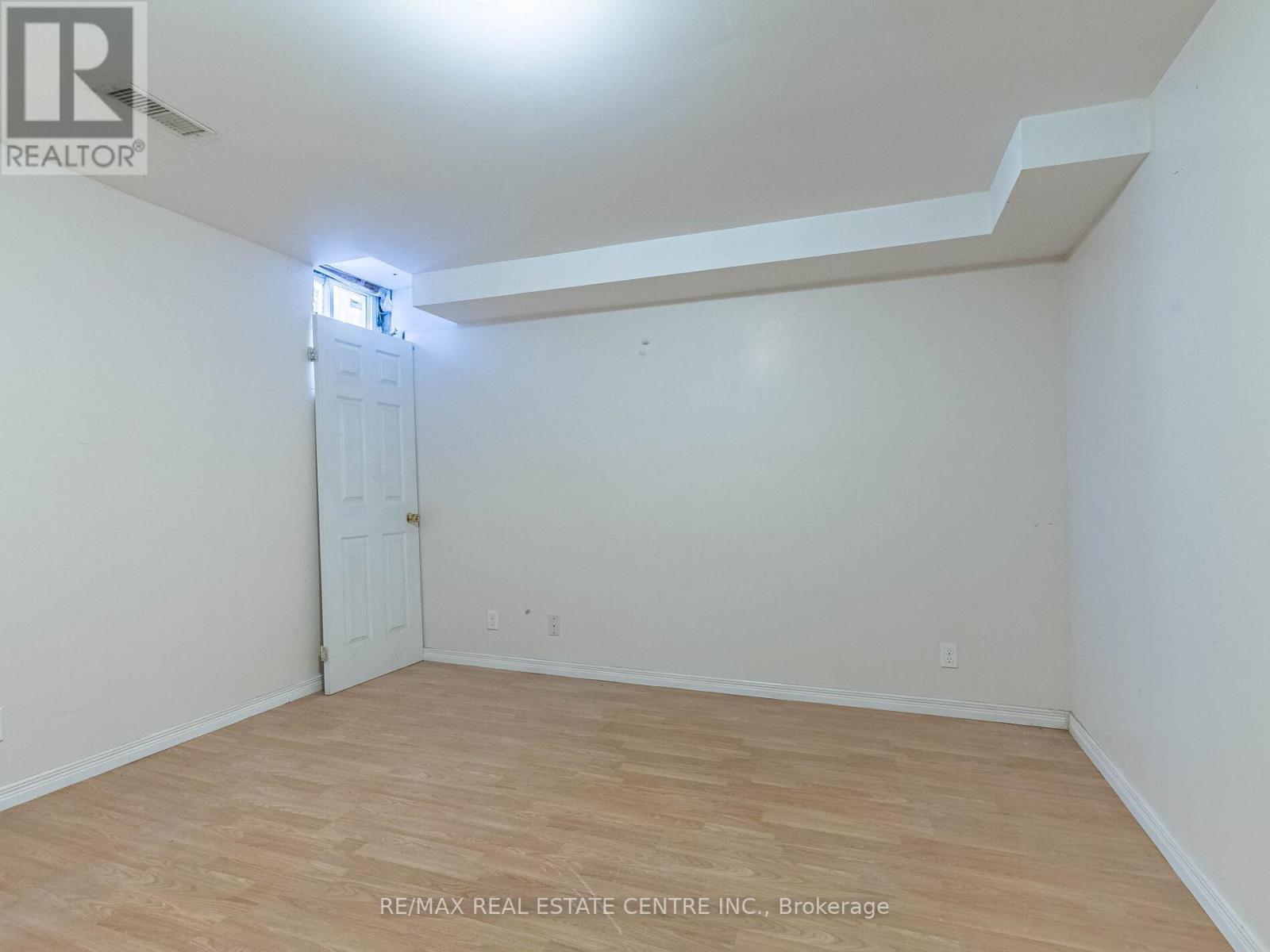 85 El Camino Way, Brampton, Ontario  L7A 3C4 - Photo 18 - W12836576