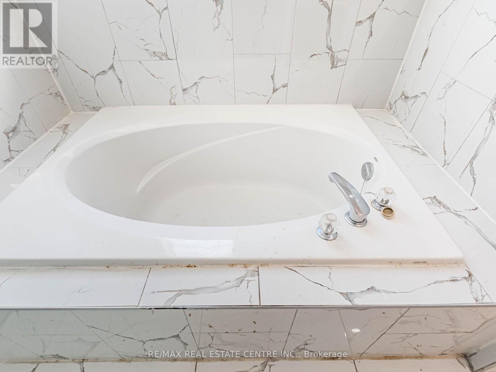 85 El Camino Way, Brampton, Ontario  L7A 3C4 - Photo 30 - W12836576