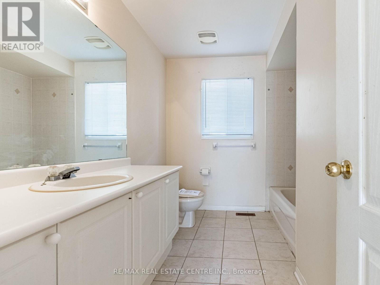 85 El Camino Way, Brampton, Ontario  L7A 3C4 - Photo 40 - W12836576