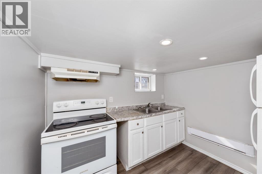 150 College Avenue North, Sarnia, Ontario  N7T 6B3 - Photo 9 - 26003638