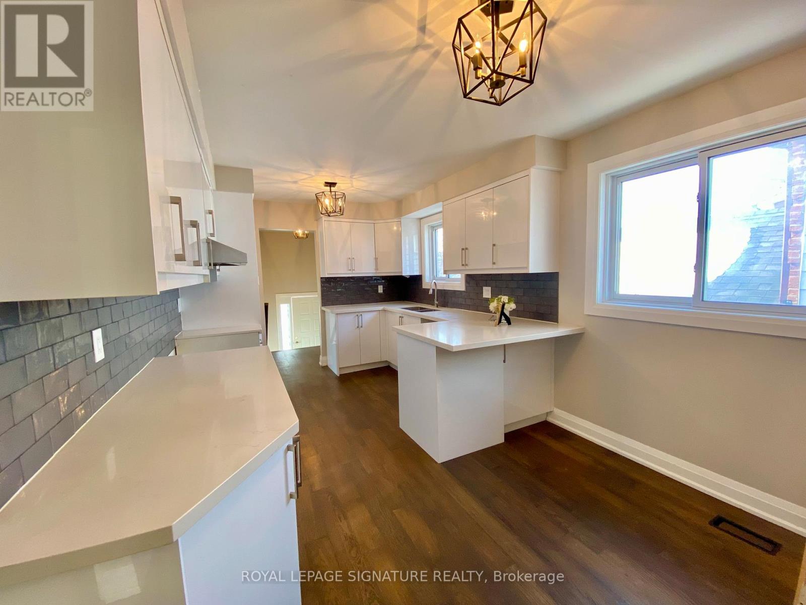 4194 Tea Garden Circle, Mississauga, Ontario  L5B 2W8 - Photo 13 - W12838112