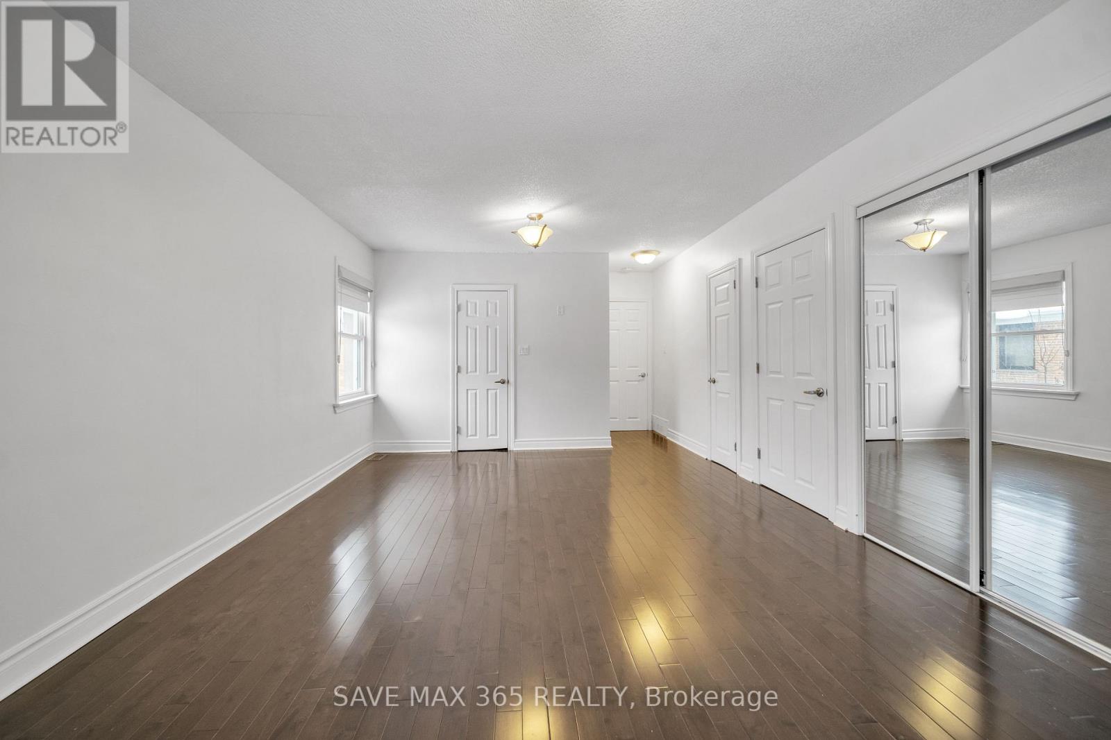 Main - 202 Renforth Drive, Toronto (Markland Wood), Ontario  M9C 2K7 - Photo 16 - W12838168