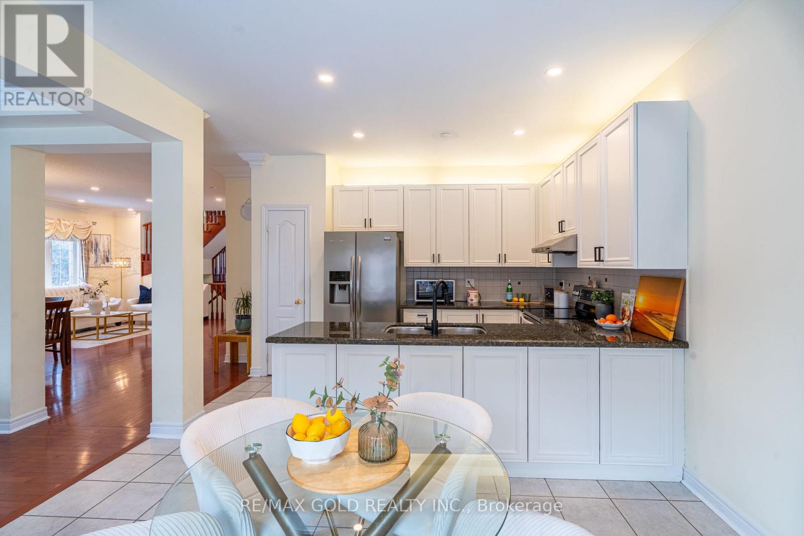 311 Father Tobin Road, Brampton, Ontario  L6R 0P4 - Photo 12 - W12838254