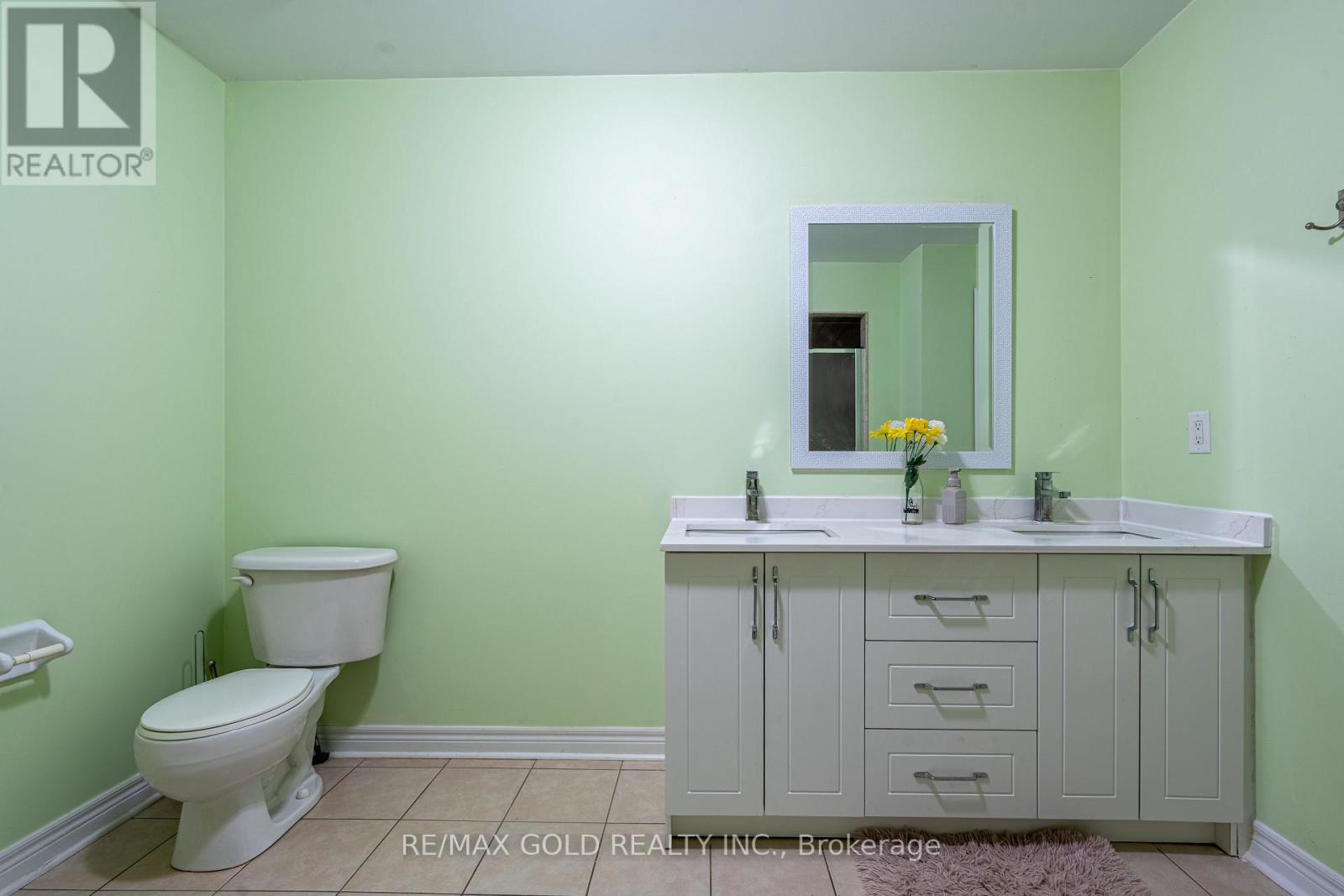 311 Father Tobin Road, Brampton, Ontario  L6R 0P4 - Photo 22 - W12838254