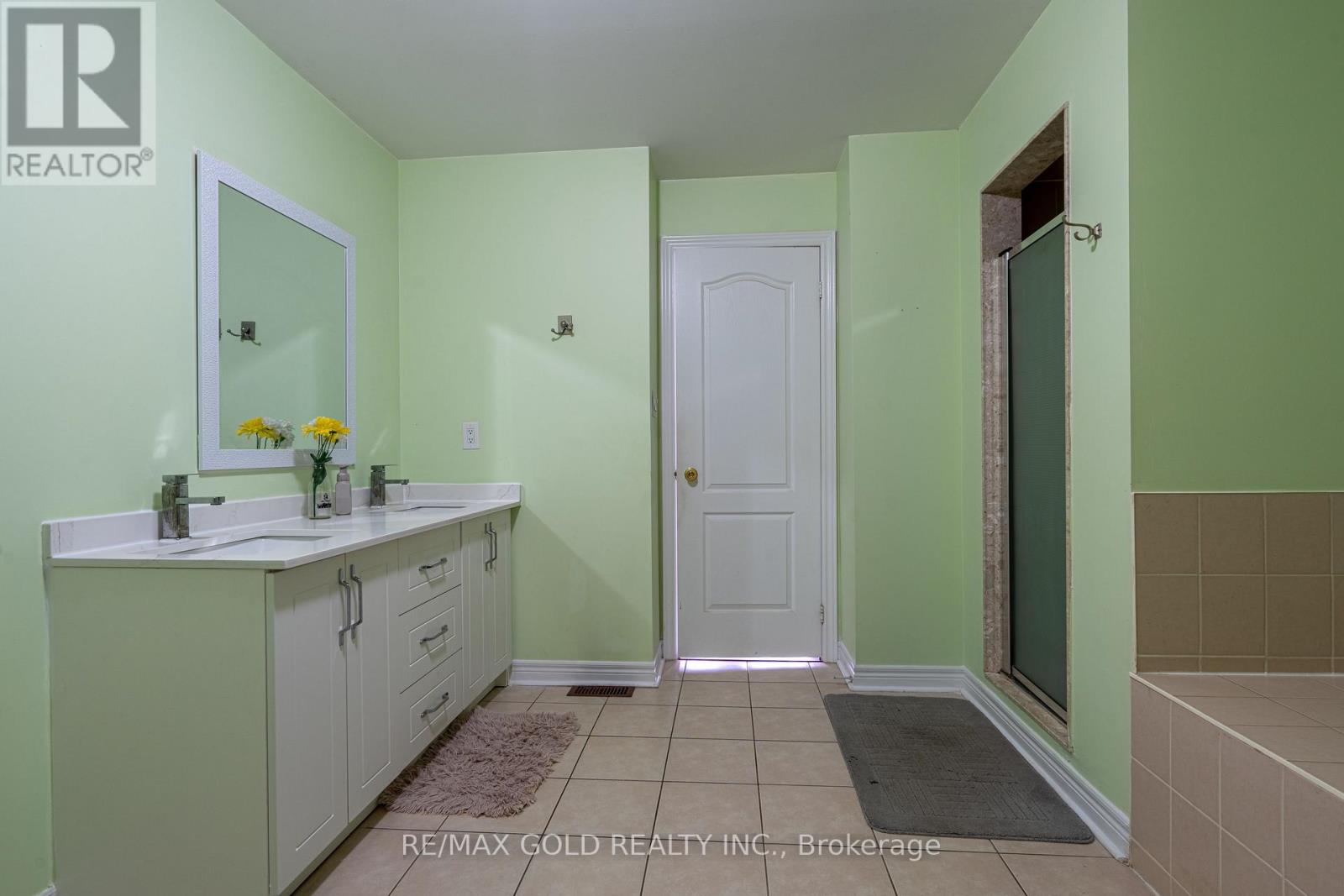 311 Father Tobin Road, Brampton, Ontario  L6R 0P4 - Photo 24 - W12838254