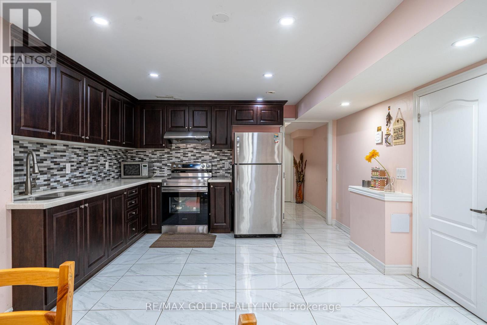 311 Father Tobin Road, Brampton, Ontario  L6R 0P4 - Photo 36 - W12838254