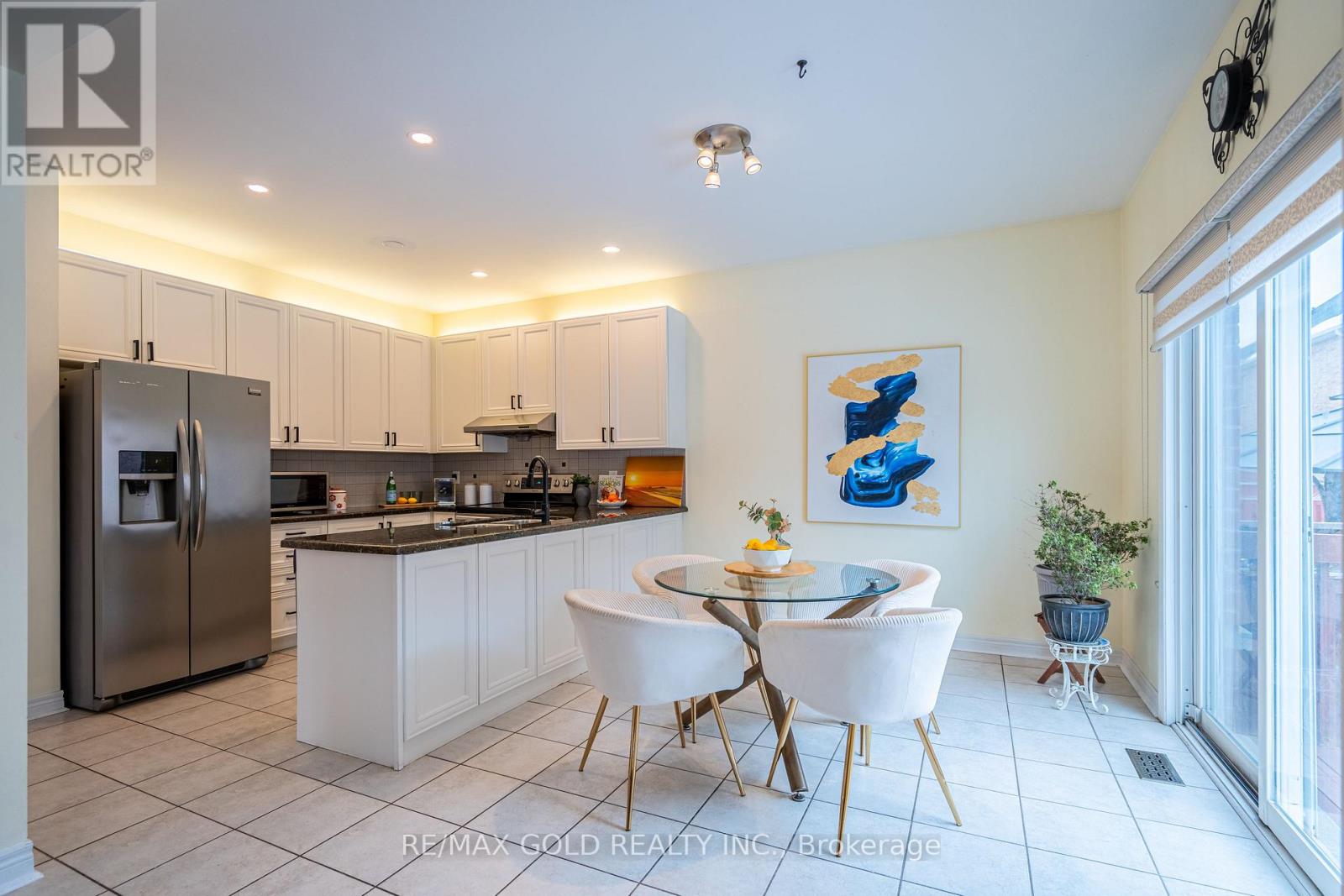 311 Father Tobin Road, Brampton, Ontario  L6R 0P4 - Photo 8 - W12838254